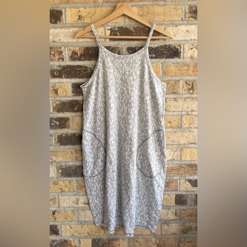 5 for $25🔥KLd Grey Cheetah Print‎ Knit Pocket Dress Small
